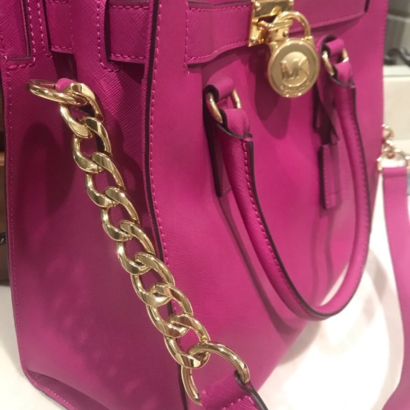 Beautiful Michael Kors purse - Picture 3 of 4